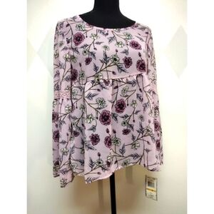 Jolt semi sheer NWT floral top with crochet lace back detail